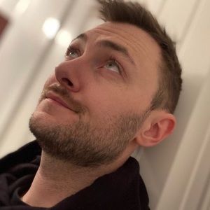 Meet your Posher, Adam